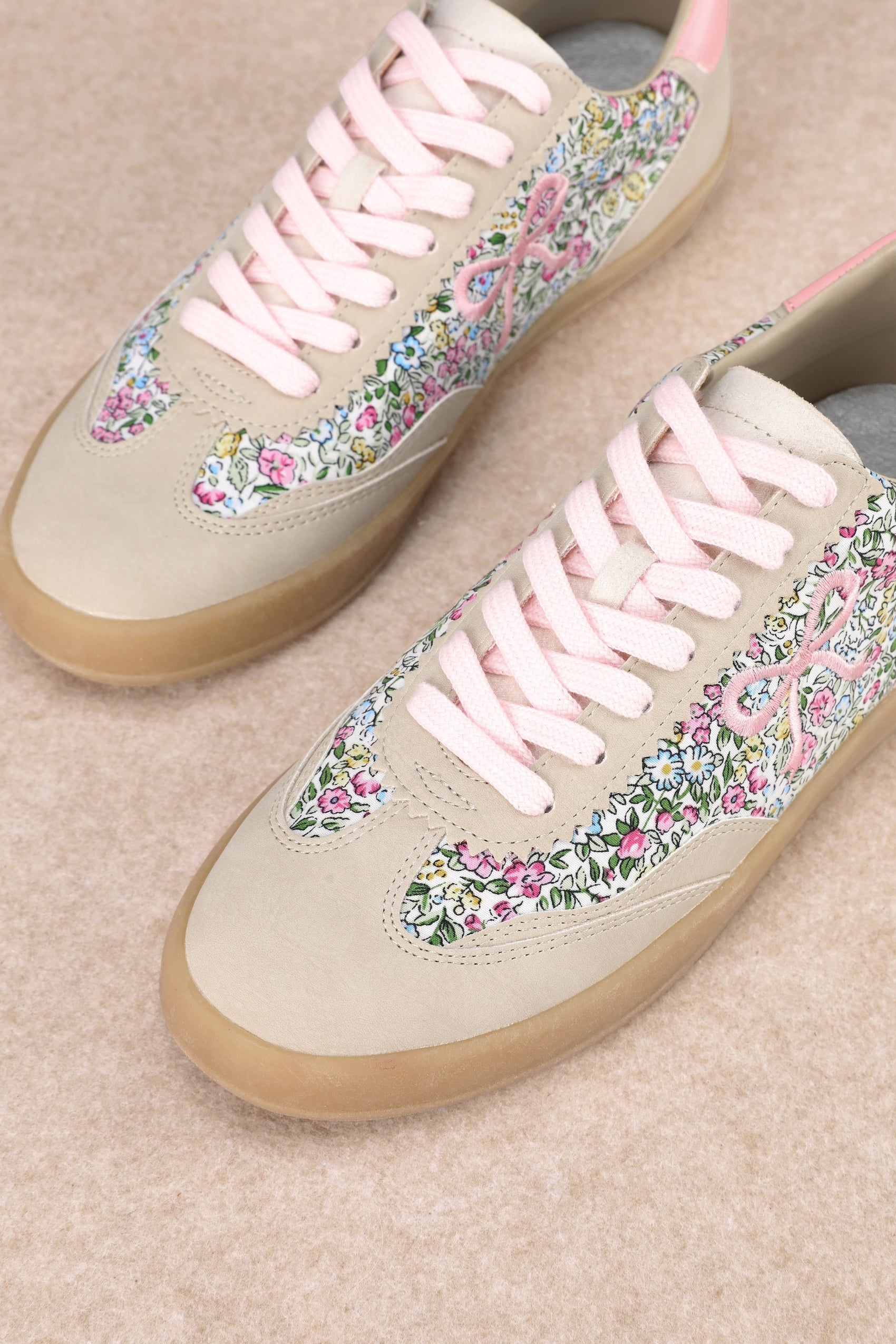 Floral Bow Sneakers - Beige and Pink