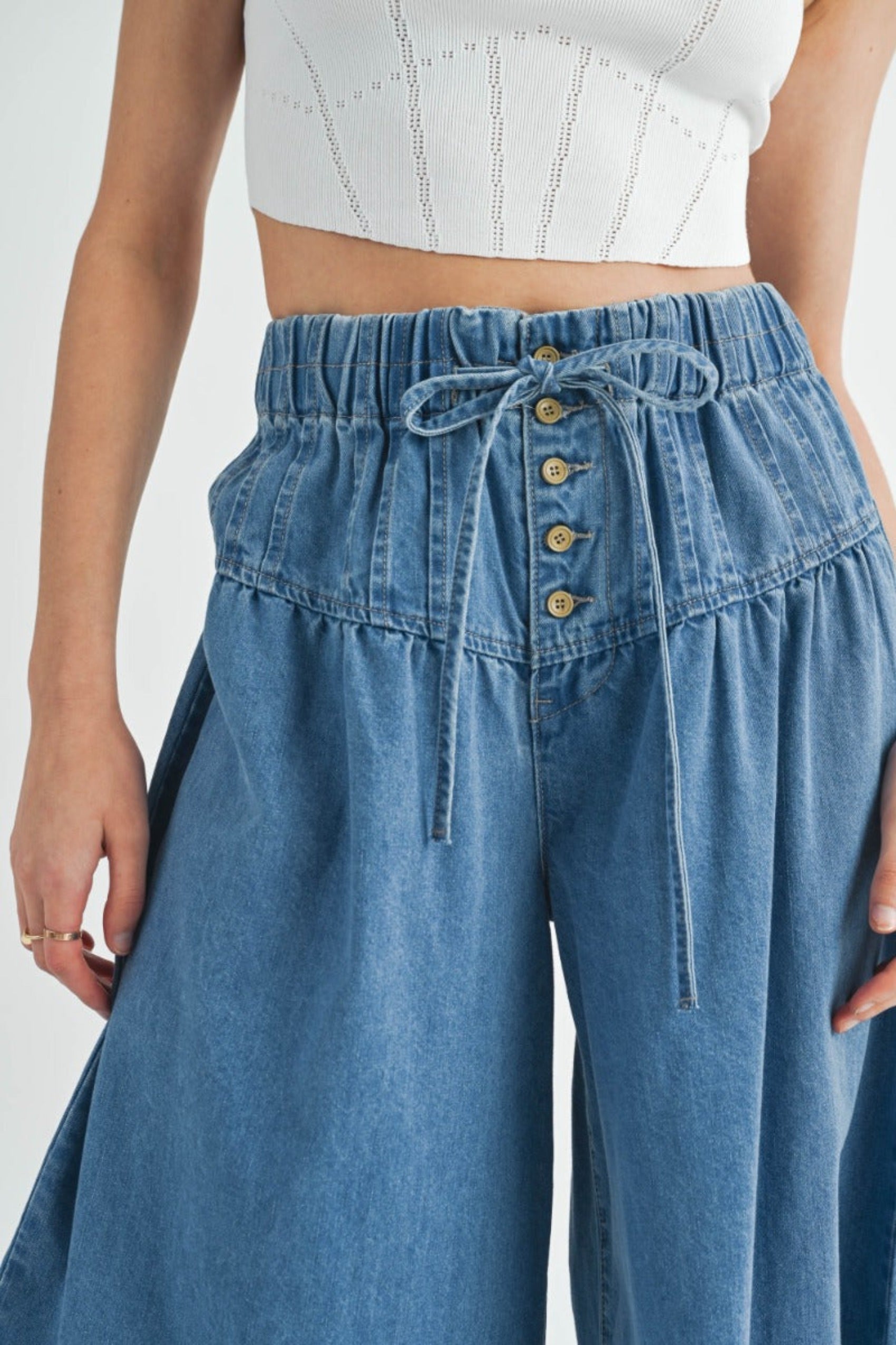 Maddie Pleated Wide Leg Denim Jeans – Ivy & Olive Boutique