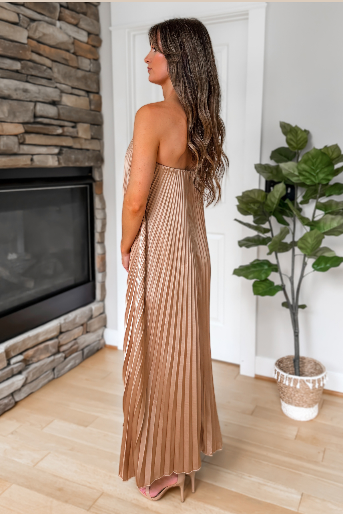 Evening Glow Pleated Satin Maxi Dress – Gold