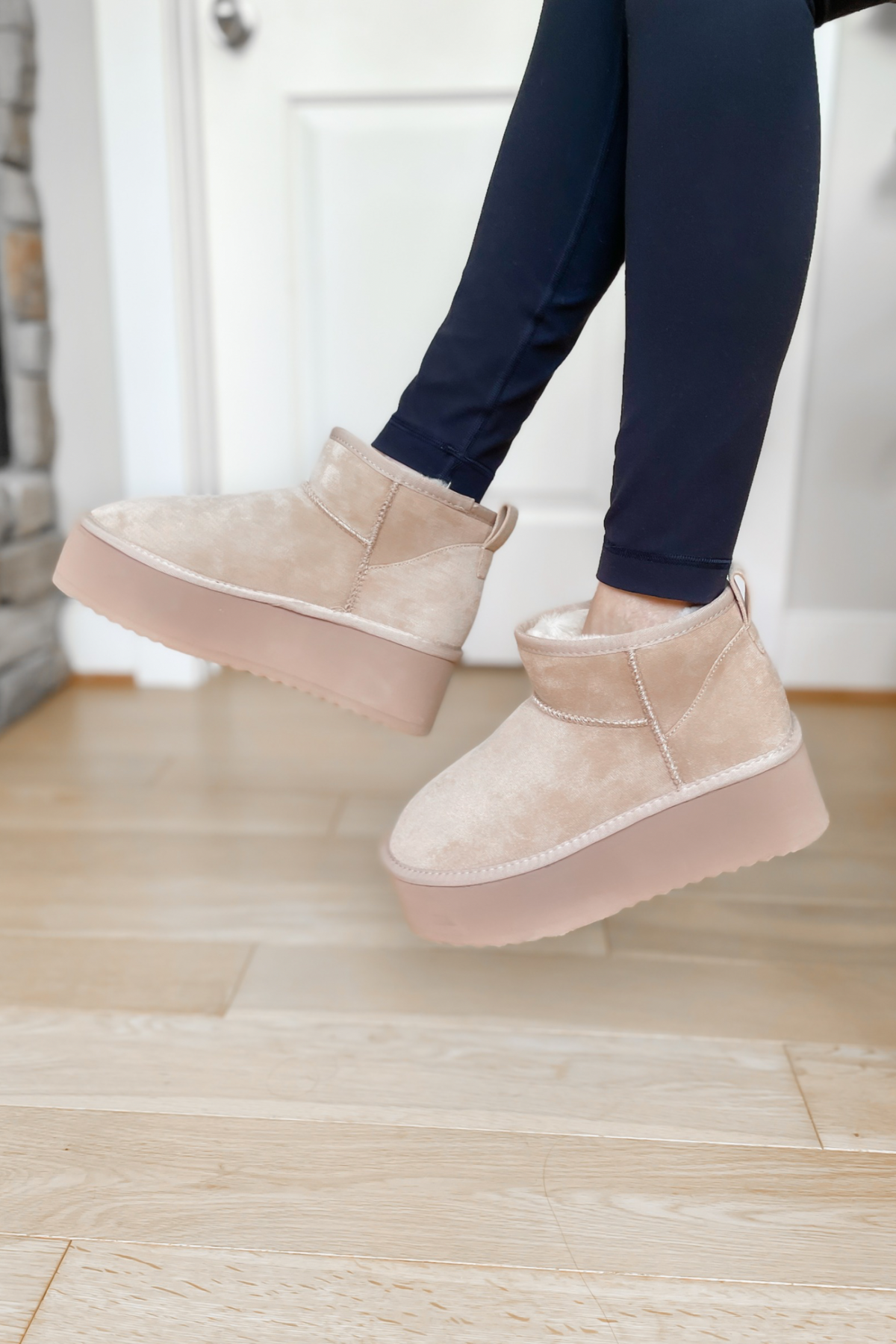 Summer Suede Ankle Boots Outfit BDG Pull-On Braid Suede Boots