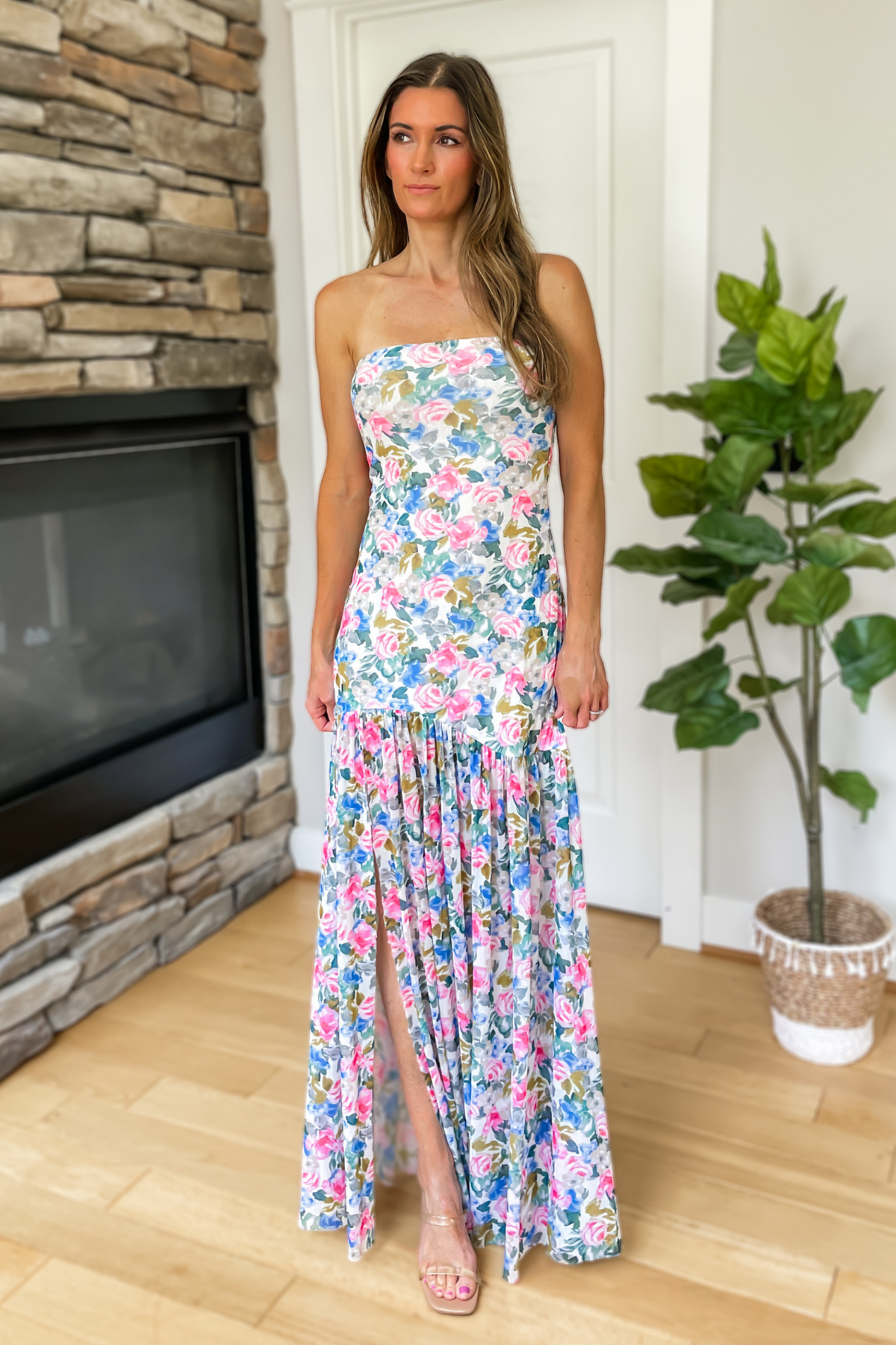 Sienna Blue Floral Strapless Maxi Dress Medium Sienna Blue Floral Strapless Maxi Dress Medium