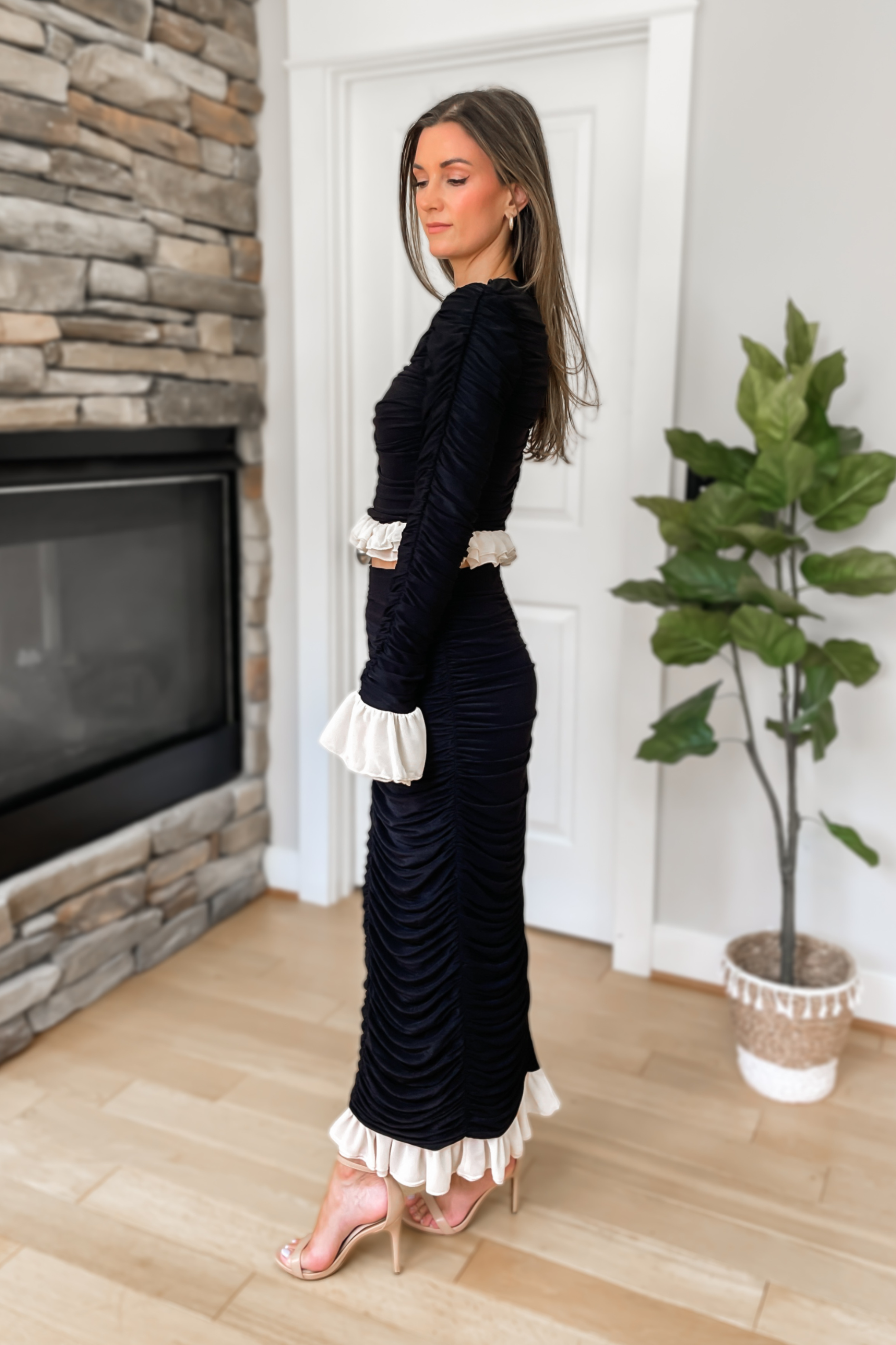 Lendie Ruched Two Piece Skirt Set - Black and Cream Medium Lendie Ruched Two Piece Skirt Set - Black and Cream Medium