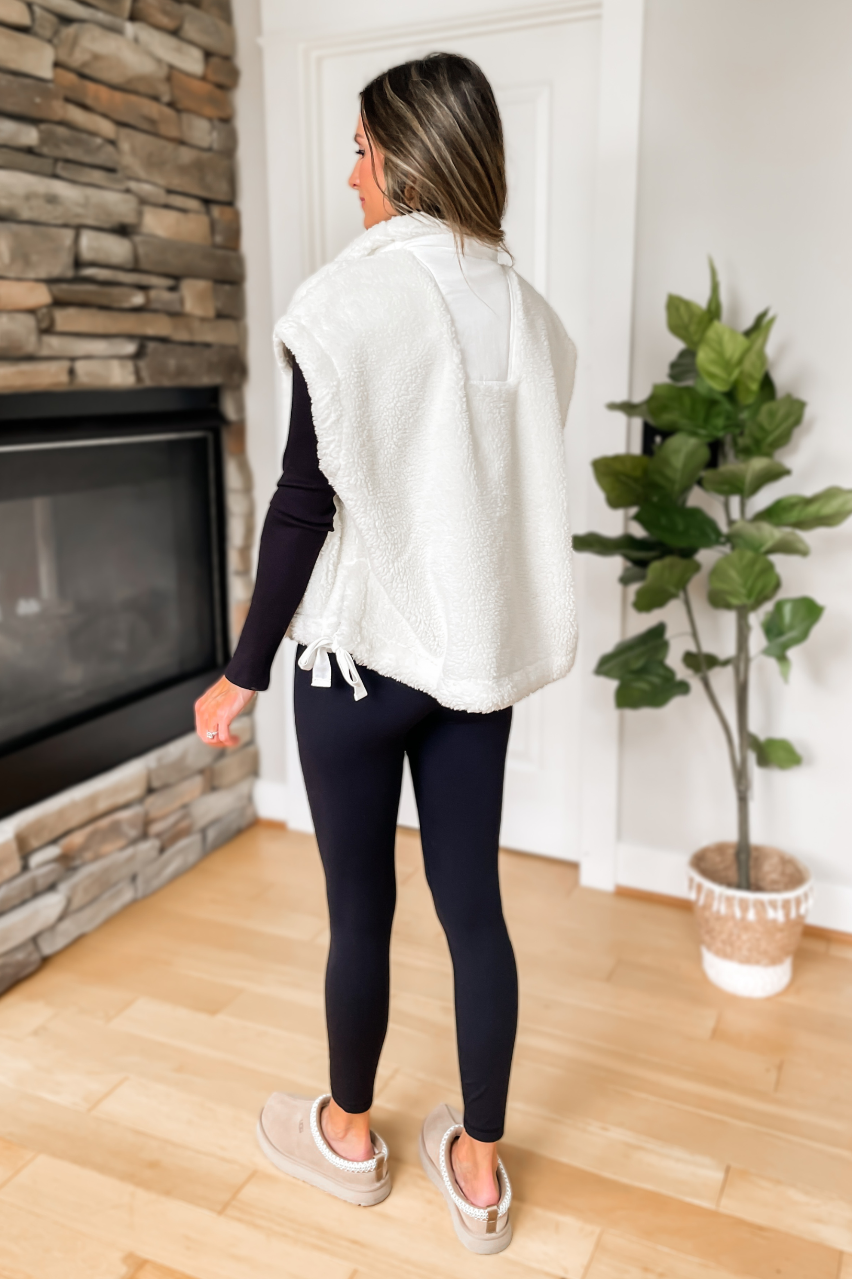 Finley Oversized Fleece Vest - Cream