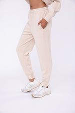 Low Key Pocketed Joggers - Cream